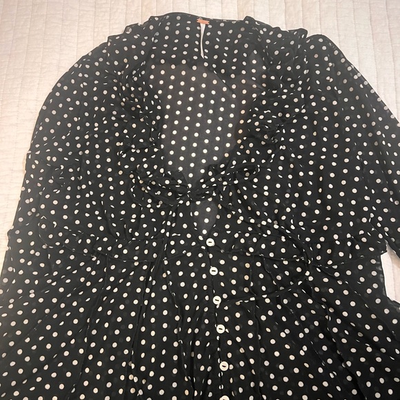 NWOT Free People Black and White Polka Dot Blouse - Picture 2 of 4